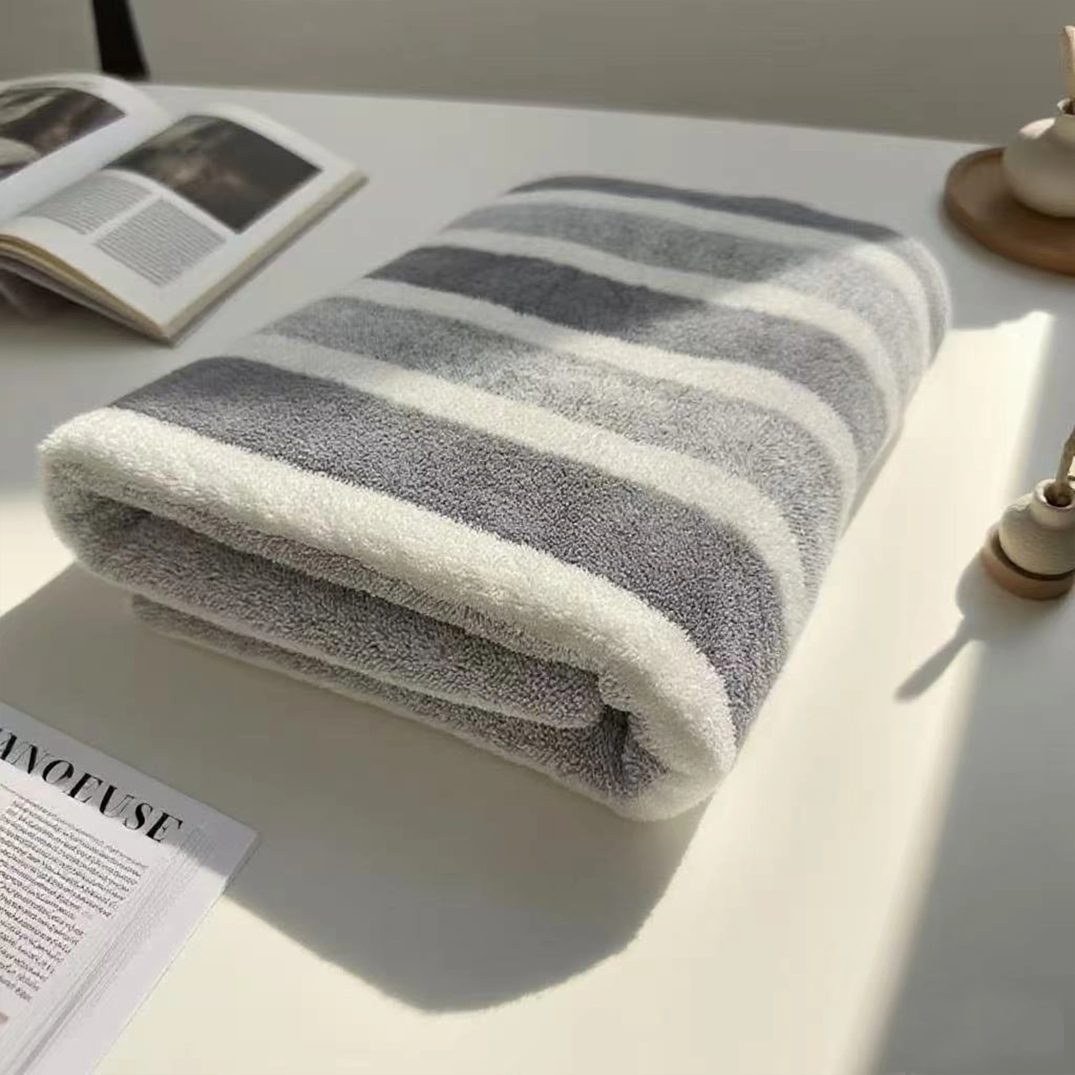 Toalla de Baño Toque Hotelero – Máxima Absorción, Secado Rápido y Gran Durabilidad. (70x130cm)